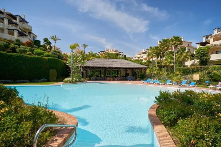 4 bedrooms house for sale in Benahavis, Spain - Image 2