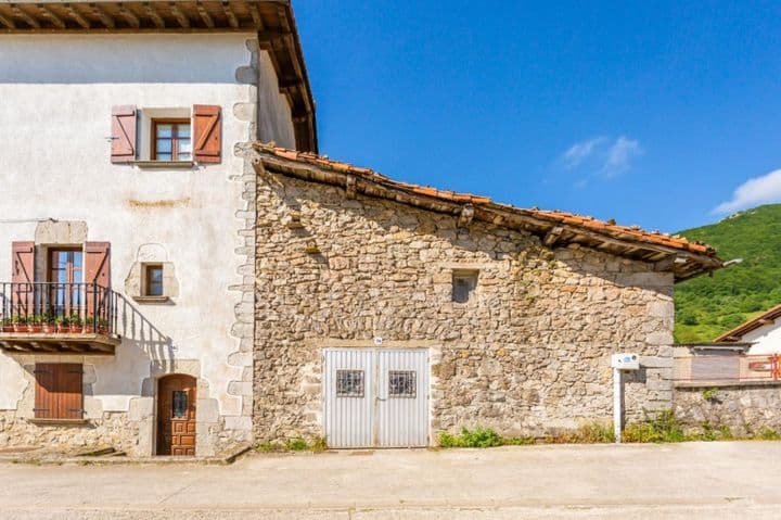 House for sale in Navarre, Spain - Image 8