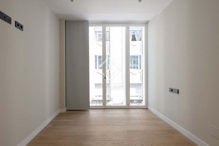 1 bedroom apartment for sale in Vigo, Spain - Image 11