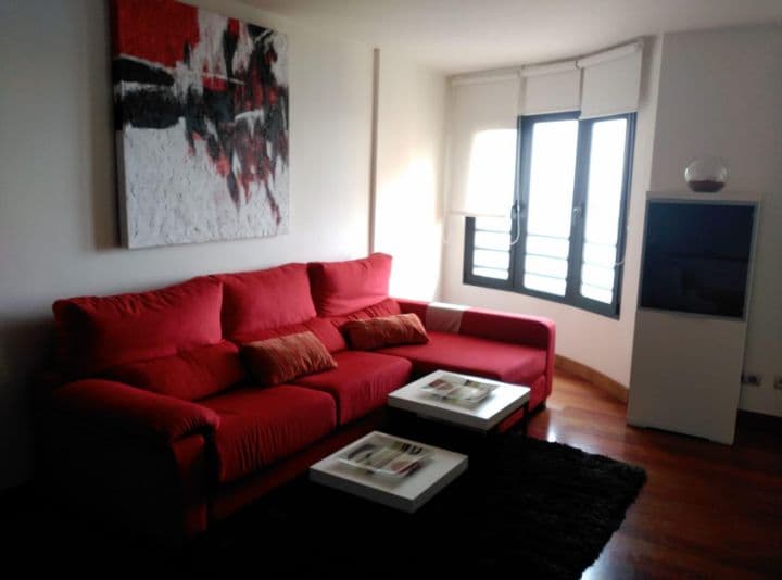 2 bedrooms apartment for rent in Las Palmas de Gran Canaria, Spain - Image 2