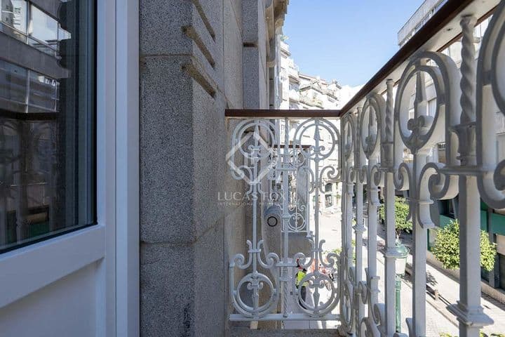 4 bedrooms apartment for sale in Vigo, Spain - Image 8