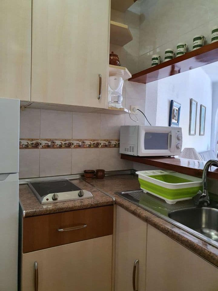 1 bedroom apartment for rent in Centro Internacional, Spain - Image 7