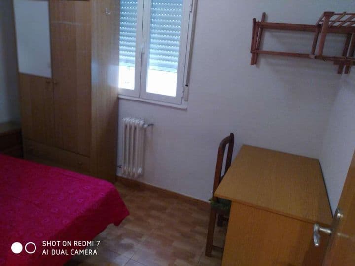 3 bedrooms apartment for rent in Salamanca, Spain - Image 9