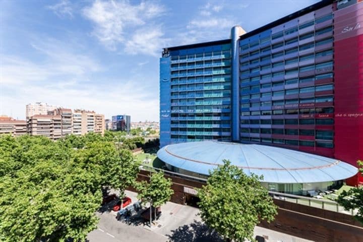 3 bedrooms apartment for sale in Madrid, Spain - Image 3