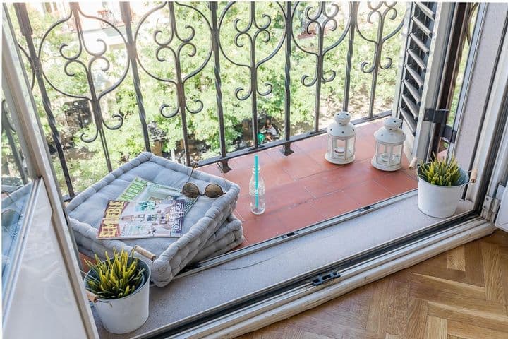 2 bedrooms apartment for rent in Trafalgar, Spain - Image 8