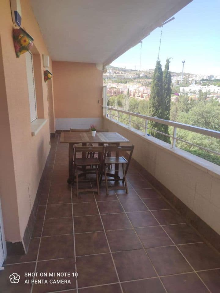 3 bedrooms apartment for rent in Parque de la Paloma, Spain - Image 2