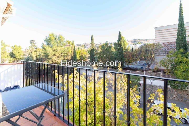 2 bedrooms house for rent in Granada, Spain - Image 10