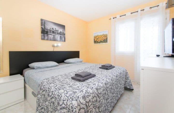 1 bedroom apartment for rent in Torreblanca, Spain - Image 7