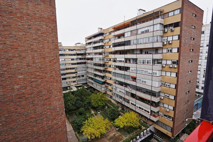 2 bedrooms apartment for rent in Tetuan, Spain - Image 6