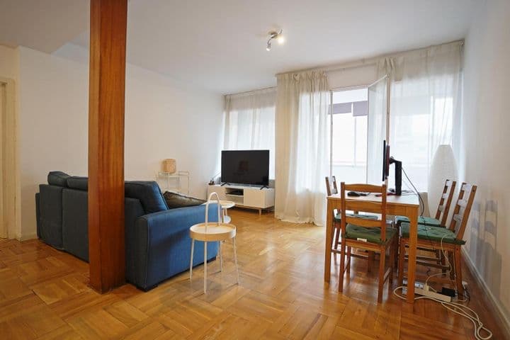 2 bedrooms apartment for rent in Tetuan, Spain - Image 9