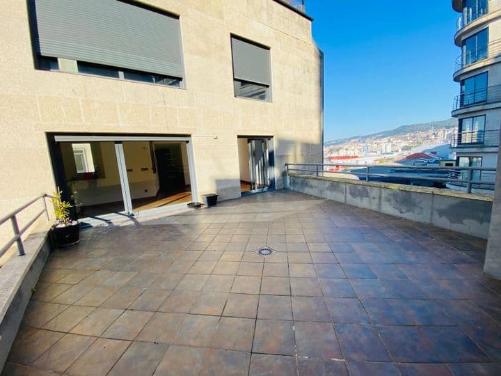 3 bedrooms apartment for rent in Vigo, Spain - Image 4