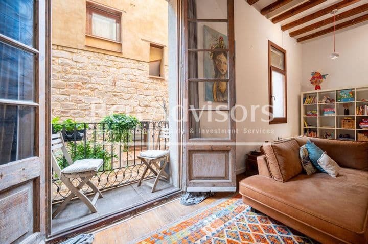 3 bedrooms apartment for sale in Ciutat Vella, Spain - Image 3