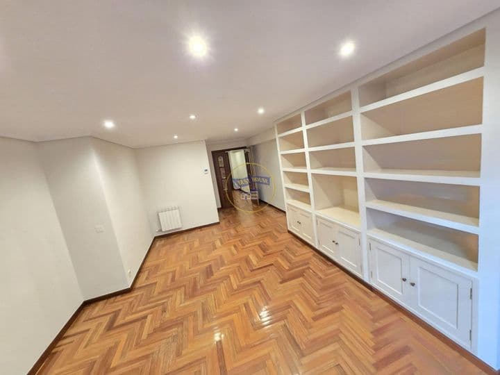 3 bedrooms apartment for sale in Vigo, Spain - Image 4