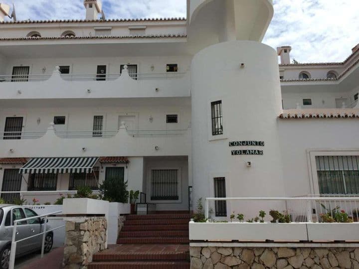 2 bedrooms house for rent in Parque de la Paloma, Spain - Image 5