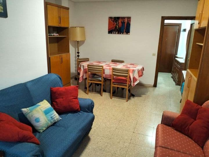 3 bedrooms apartment for rent in Salamanca, Spain - Image 3