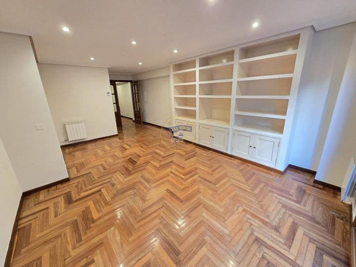 3 bedrooms apartment for sale in Vigo, Spain - Image 3