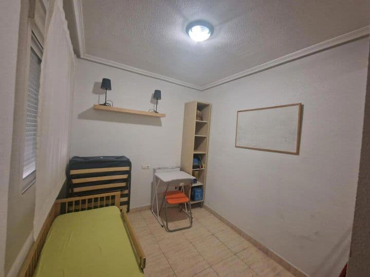 2 bedrooms apartment for sale in Centro, Spain - Image 6