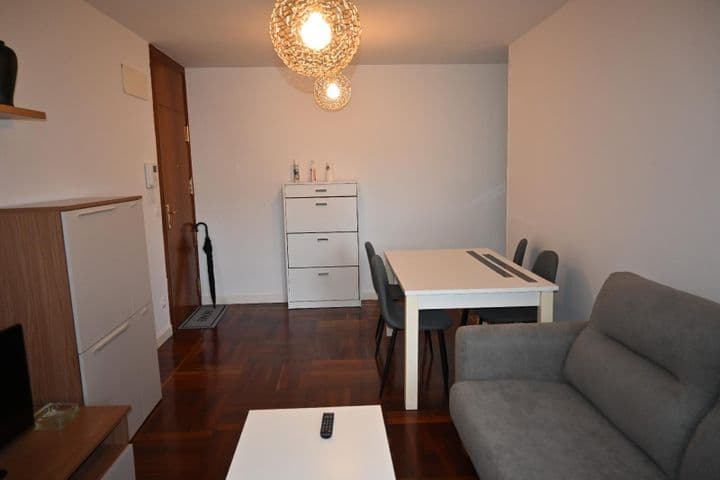 1 bedroom apartment for rent in Santander, Spain - Image 3