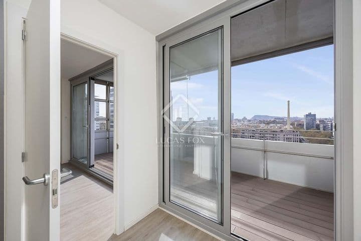 2 bedrooms apartment for rent in Barcelona, Spain - Image 11