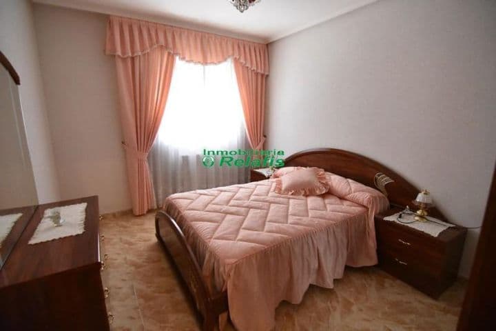 3 bedrooms apartment for sale in Salamanca, Spain - Image 8