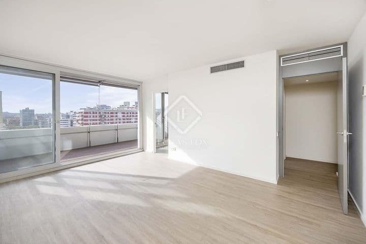 2 bedrooms apartment for rent in Barcelona, Spain - Image 2