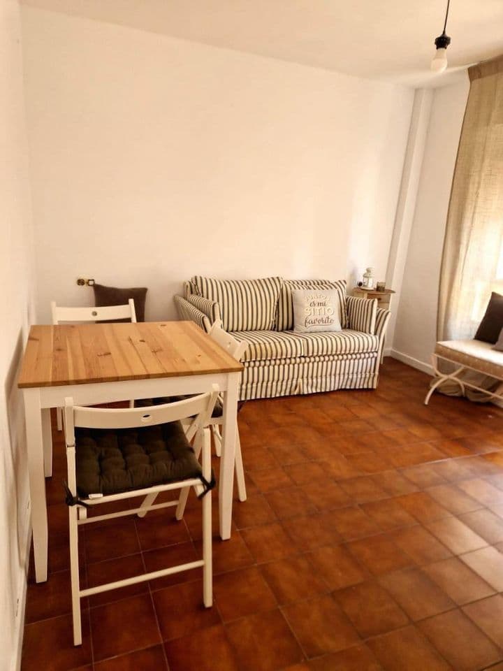 1 bedroom apartment for rent in Centro-Sagrario, Spain