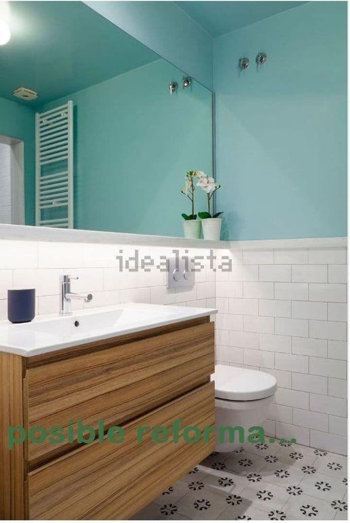 2 bedrooms apartment for sale in Ciutat Vella, Spain - Image 9