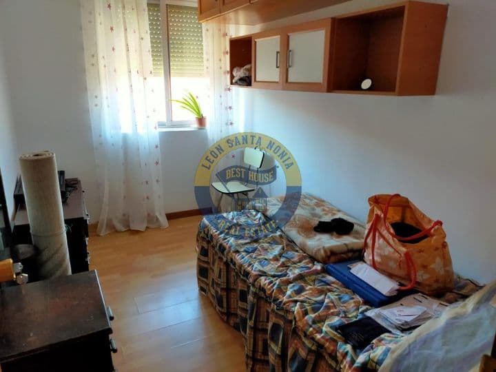 2 bedrooms apartment for sale in Leon, Spain