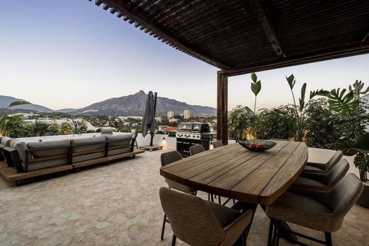 3 bedrooms house for sale in Nueva Andalucia, Spain - Image 8