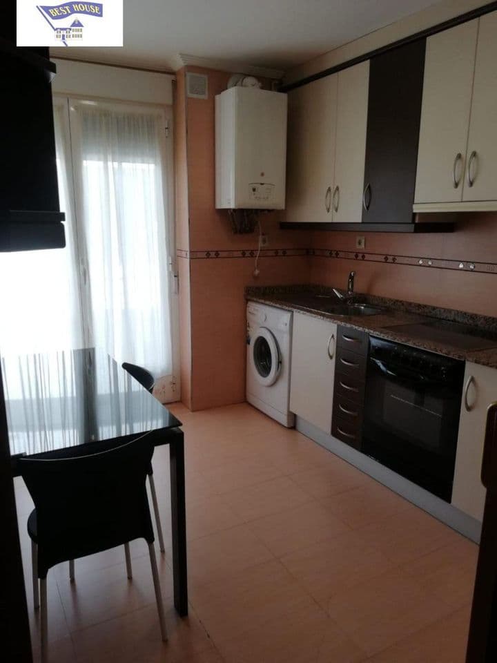 2 bedrooms apartment for rent in Albacete, Spain - Image 10