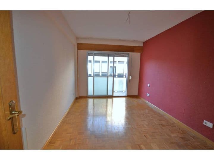 4 bedrooms apartment for rent in Palencia, Spain - Image 11