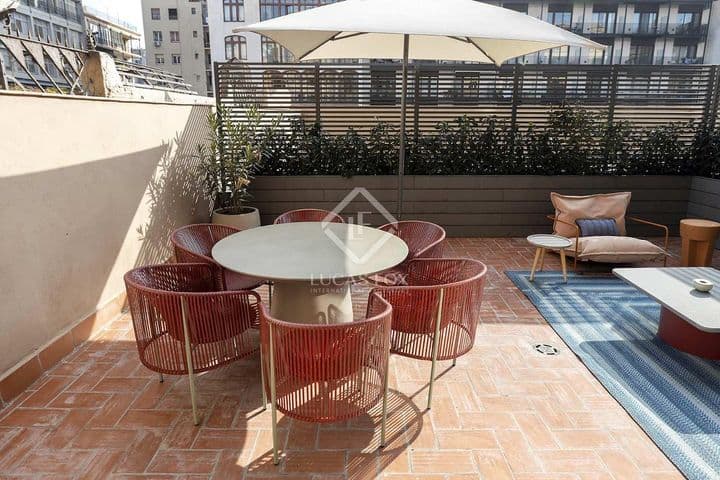 2 bedrooms apartment for rent in Barcelona, Spain - Image 6