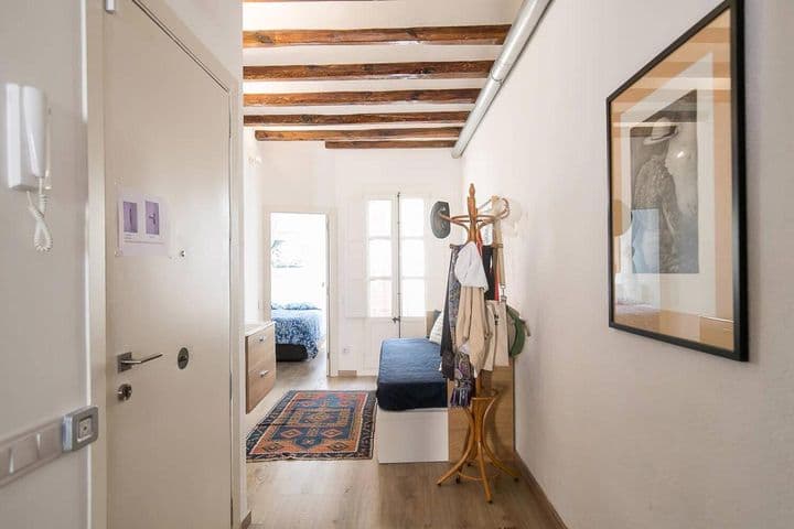 1 bedroom apartment for rent in Gotic, Spain - Image 12