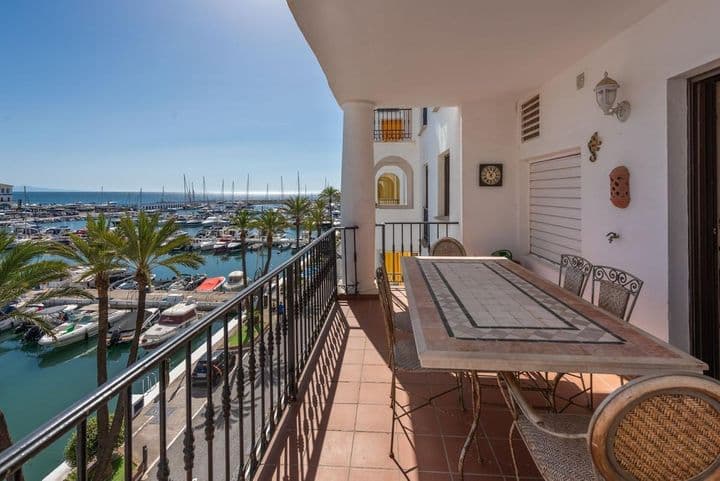 2 bedrooms apartment for sale in La Duquesa, Spain - Image 2