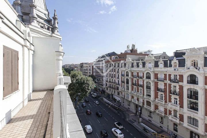 3 bedrooms apartment for sale in Madrid, Spain - Image 8