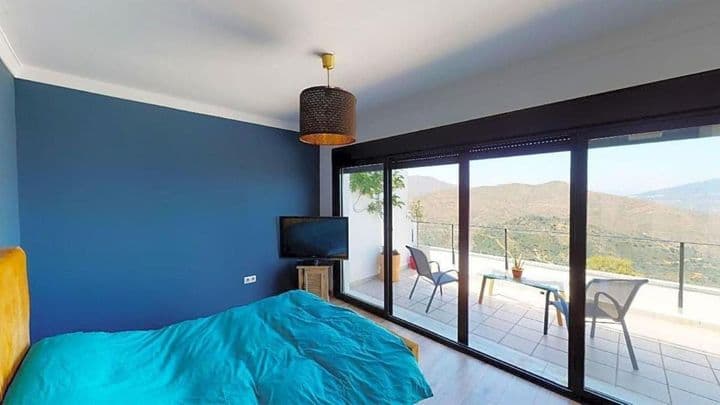 3 bedrooms house for sale in Elviria, Spain - Image 11