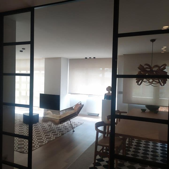 3 bedrooms apartment for rent in Oviedo, Spain - Image 7