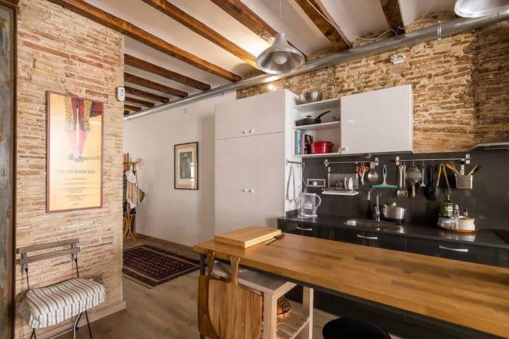 1 bedroom apartment for rent in Gotic, Spain - Image 10