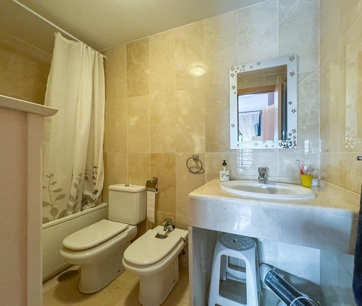 2 bedrooms apartment for rent in Zona Calvario, Spain - Image 9