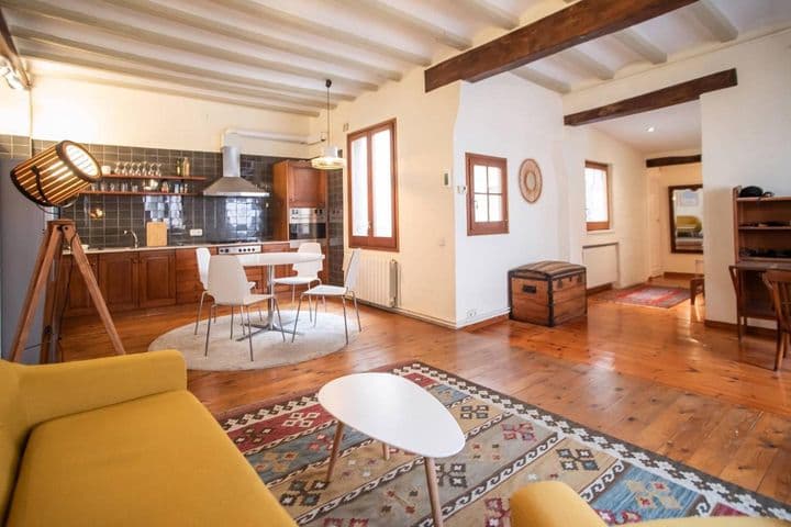 2 bedrooms apartment for rent in Gotic, Spain - Image 2