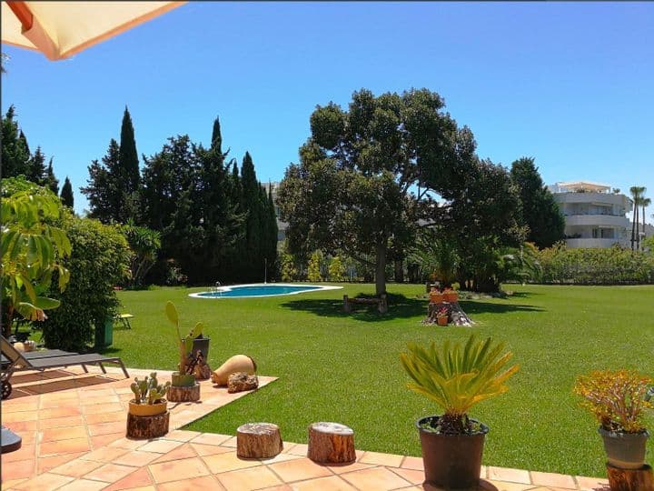 4 bedrooms house for rent in Nueva Andalucia, Spain