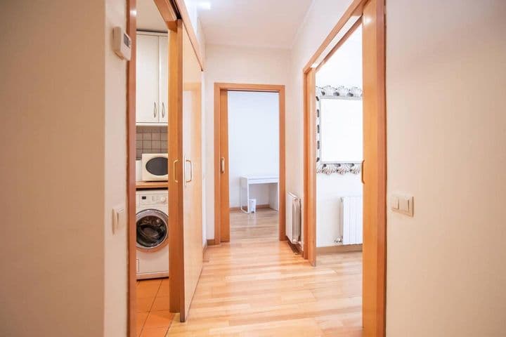 1 bedroom apartment for rent in Eixample, Spain - Image 6