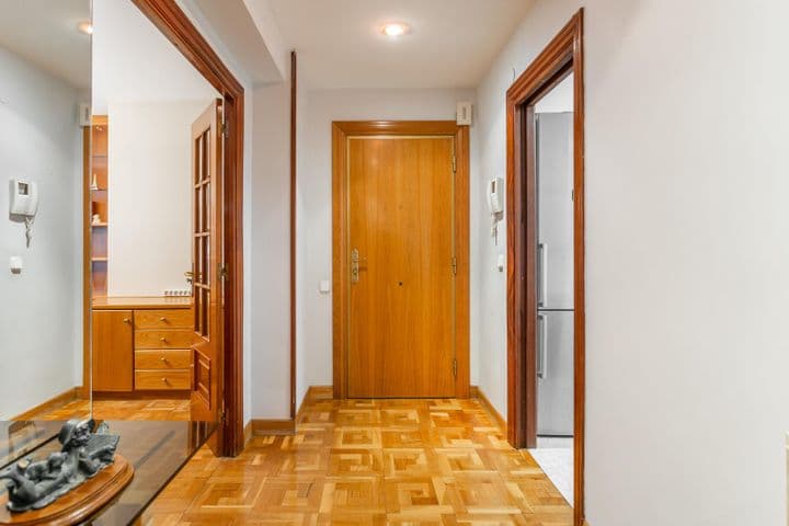 3 bedrooms apartment for sale in Pamplona, Spain - Image 12