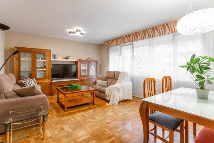 3 bedrooms apartment for sale in Pamplona, Spain - Image 5