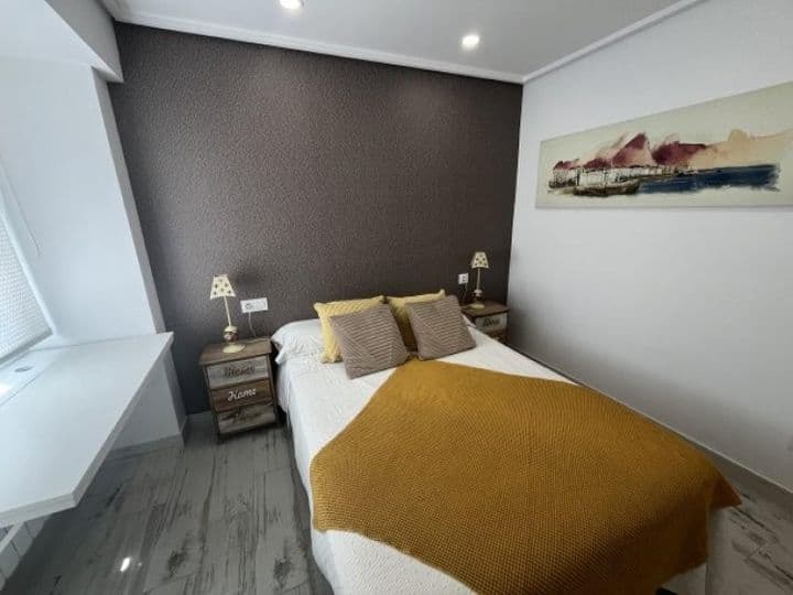 3 bedrooms apartment for sale in Santander, Spain - Image 9