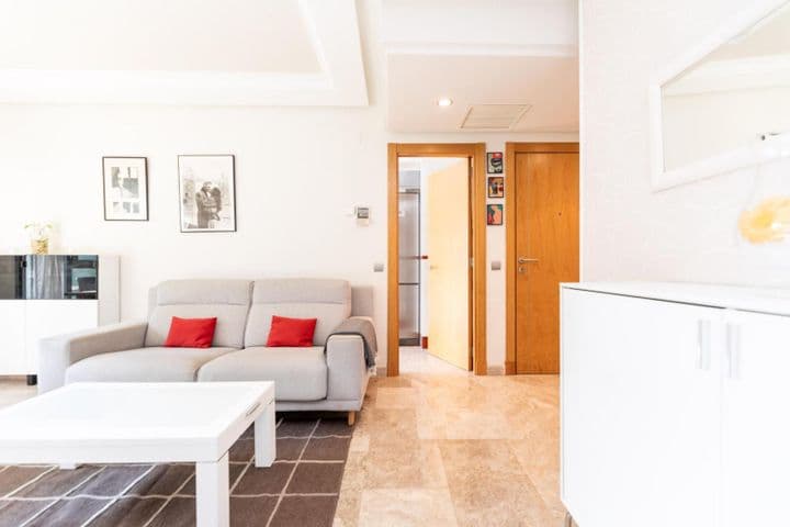 2 bedrooms apartment for rent in Madrid, Spain - Image 4