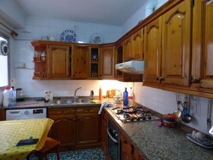 3 bedrooms apartment for rent in Centro, Spain - Image 3