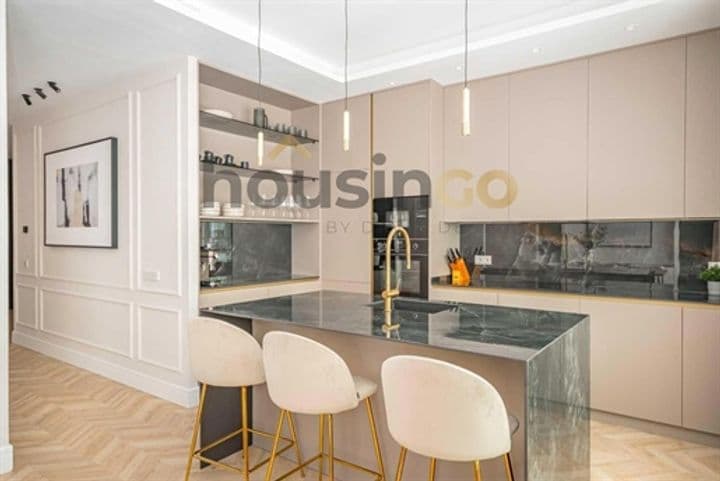 4 bedrooms apartment for sale in Madrid, Spain - Image 2