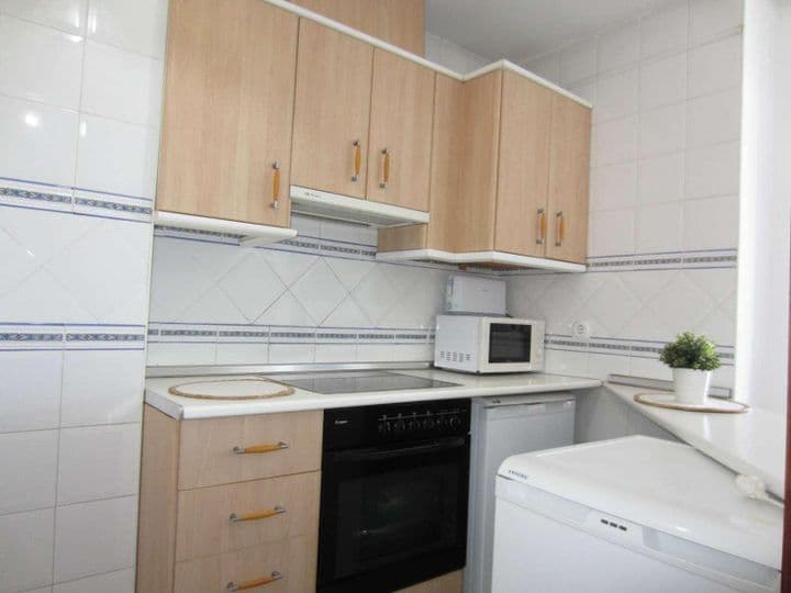 1 bedroom apartment for rent in Zona Puerto Deportivo, Spain - Image 3