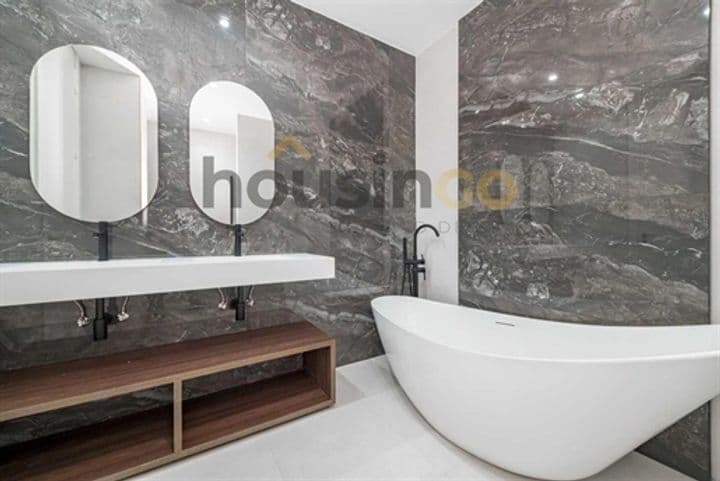 4 bedrooms apartment for sale in Madrid, Spain - Image 9